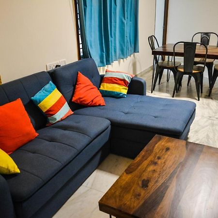 Chirpy Co-Living Space & Hostel Бангалор Экстерьер фото