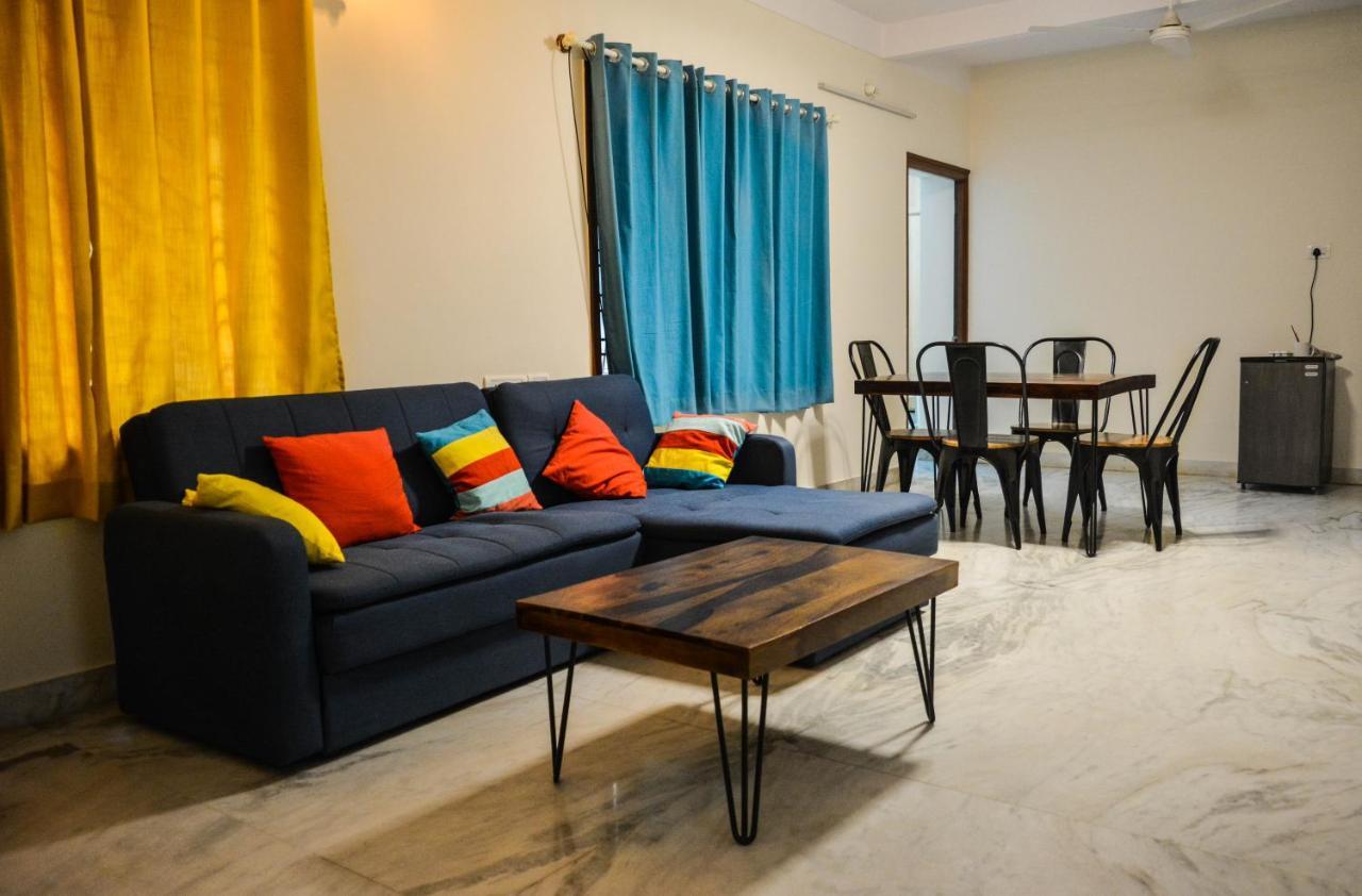 Chirpy Co-Living Space & Hostel Бангалор Экстерьер фото